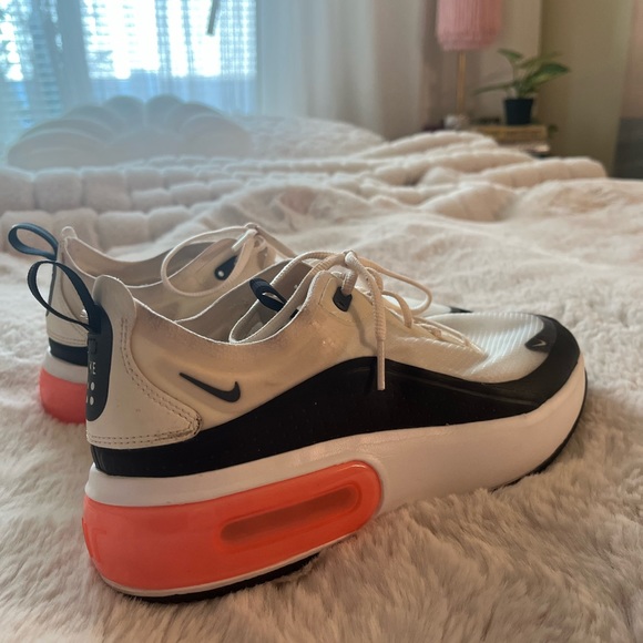 Womens Nike Air Max Sneakers Size 9 - Picture 10 of 14